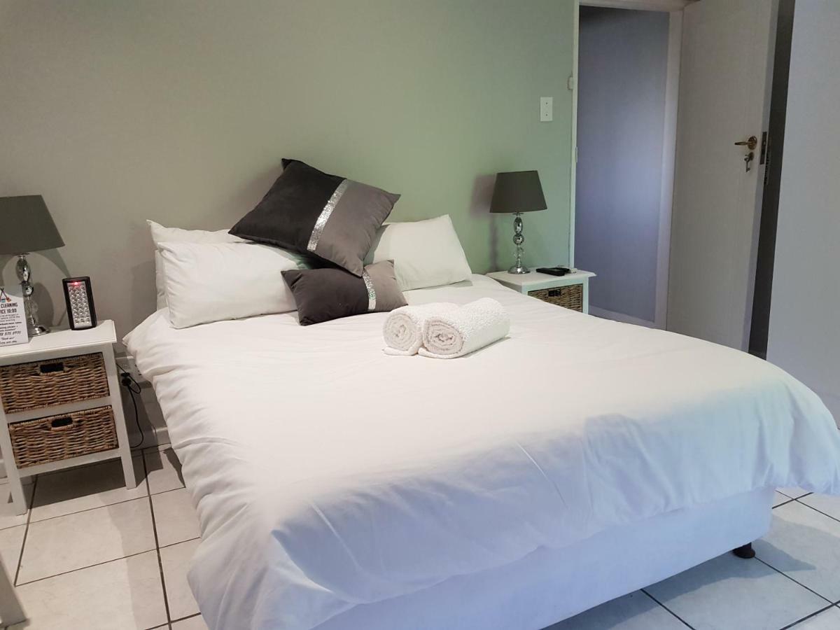 Zonnevanger Guesthouse Noorder-Paarl Extérieur photo