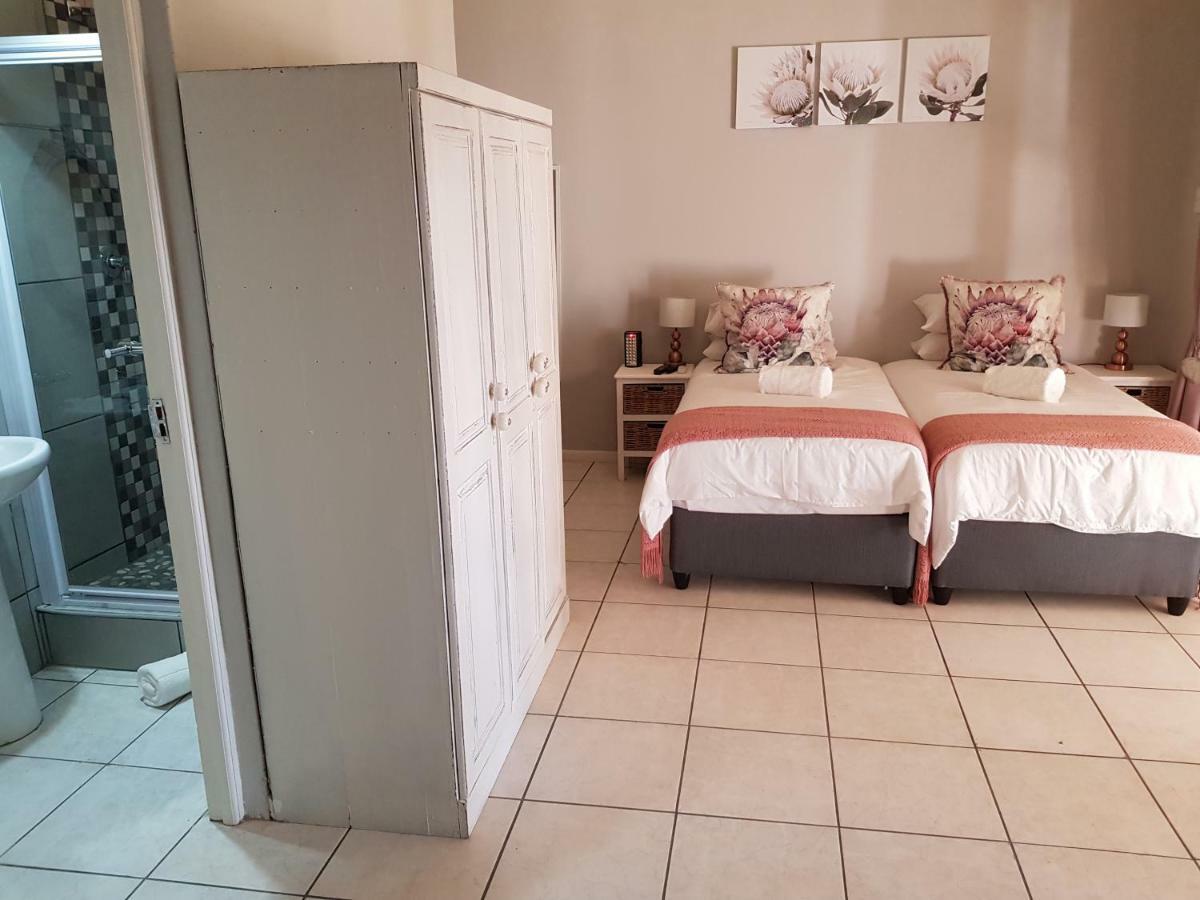 Zonnevanger Guesthouse Noorder-Paarl Extérieur photo